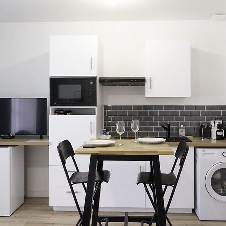 Segre Centre ✰ Studio ✰ 24M² ✰ Cuisne ✰ Wifi ✰ Tout Neuf! 외부 사진
